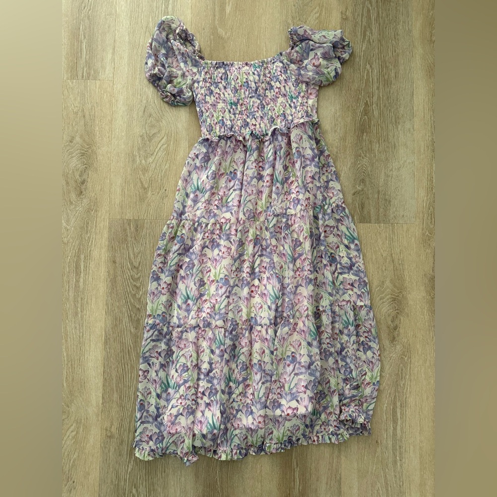 Astr Floral Puff-Sleeve Midi Dress in Pink and Lavender - Picture 4 of 5